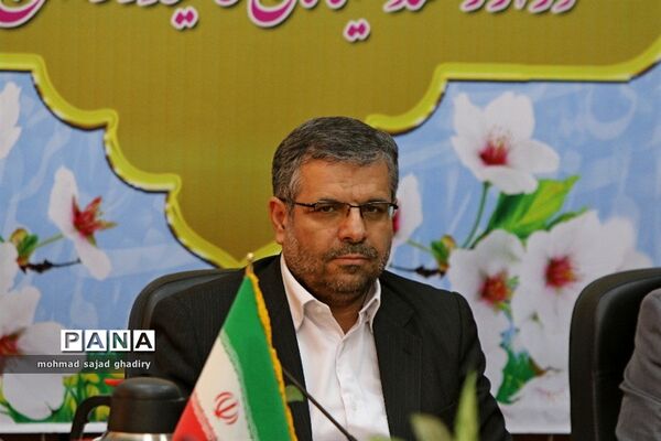نشست صمیمی مدیرکل آموزش و پرورش شهر تهران با حوزه معاونت پرورشی