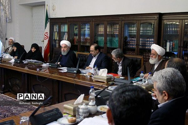 جلسه شورای عالی انقلاب فرهنگی