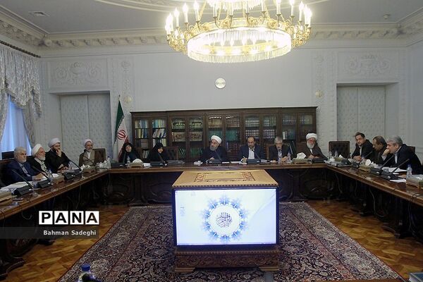جلسه شورای عالی انقلاب فرهنگی