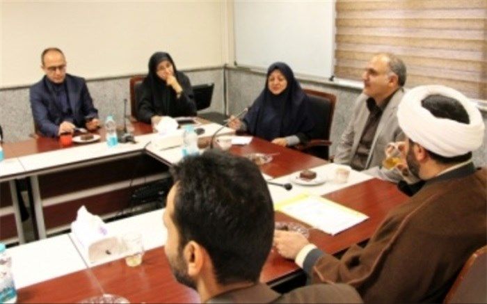 بازدید مشاور شهردار تهران از جشنواره مادر و کودک  در شهرری