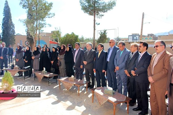 جشنواره غذای سالم در هنرستان رسالت بیرجند