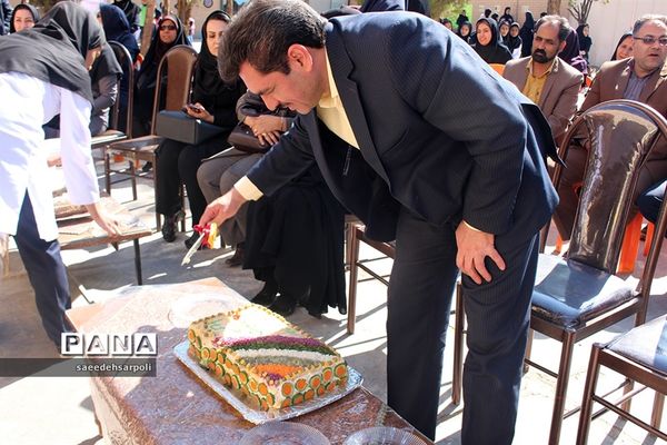 جشنواره غذای سالم در هنرستان رسالت بیرجند