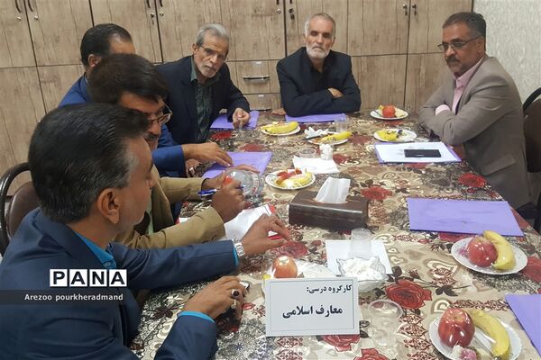 برگزاری کارگروه مشترک دبیرستان‌های پسرانه و دخترانه استعداد درخشان دکتر رمضانخانی و دکتر شاهی ناحیه یک یزد