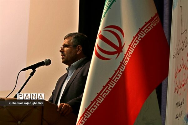 همایش بهداشت  روان با محوریت همیاران مشاور