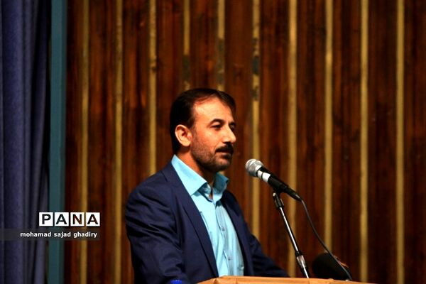 همایش بهداشت  روان با محوریت همیاران مشاور