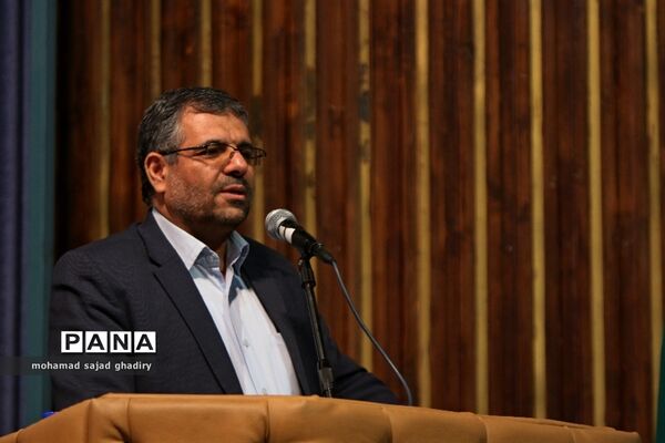 همایش بهداشت  روان با محوریت همیاران مشاور