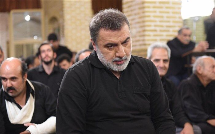 فرهاد قائمیان در پردیس تئاتر شهرزاد با «نشانه‌ها» همراهی می‌کند