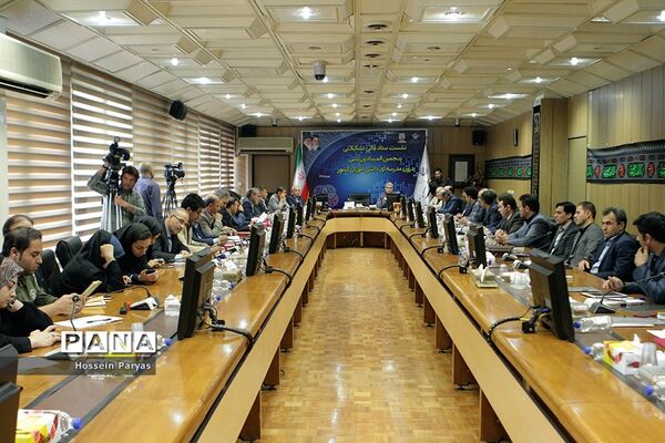 نشست ستاد عالی تشکیلاتی پنجمین المپیاد ورزشی درون مدرسه ای دانش آموزان کشور