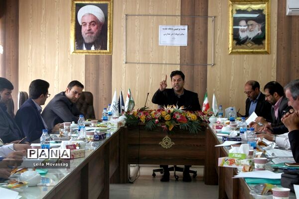 جلسه توجیهی پایگاه های تغذیه سالم مدارس در آذربایجان شرقی