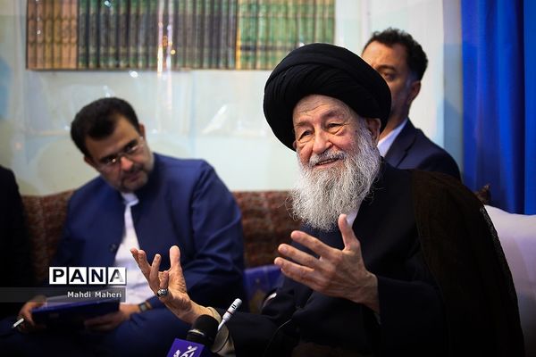 دیدار وزیرآموزش و پرورش با تعدادی از مراجع عظام تقلیددر استان قم