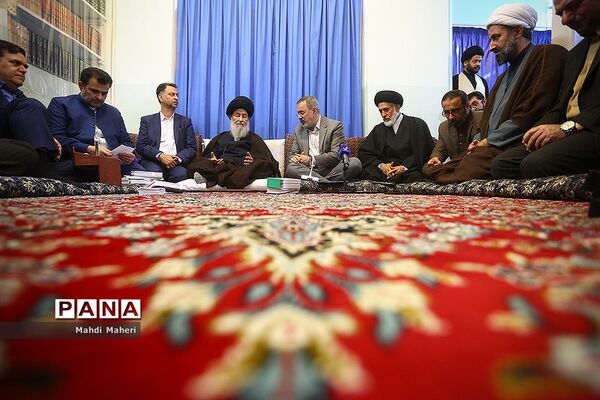 دیدار وزیرآموزش و پرورش با تعدادی از مراجع عظام تقلیددر استان قم