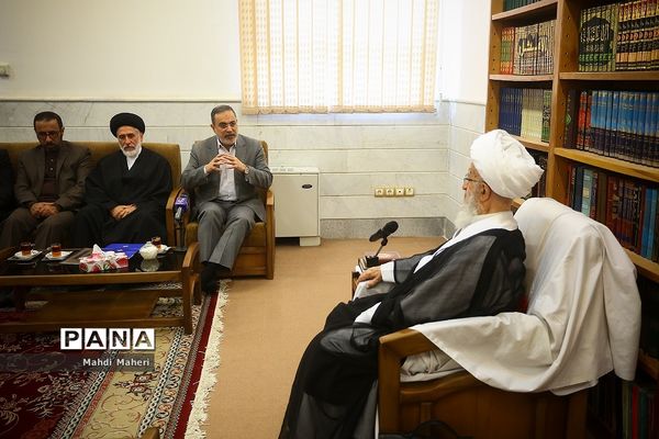 دیدار وزیرآموزش و پرورش با تعدادی از مراجع عظام تقلیددر استان قم