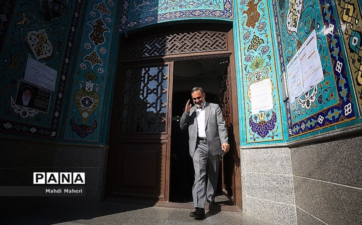 ره‌آورد بطحایی به شهر قم: تشریح نوآوری‌های اسلامی آموزش‌و‌پرورش در آستان حضرت معصومه (س)