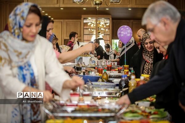 جشنواره غذا و صنایع دستی به میزبانی انجمن همسران سفرا و دیپلمات های وزرات خارجه