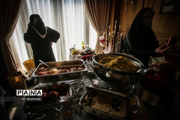جشنواره غذا و صنایع دستی به میزبانی انجمن همسران سفرا و دیپلمات های وزرات خارجه