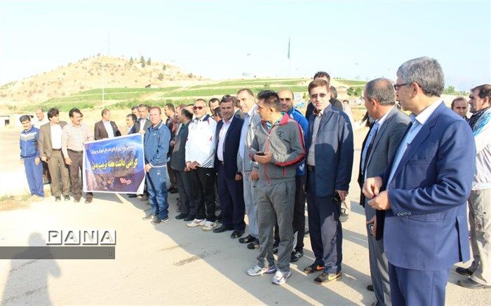 200نفر از فرهنگیان کهگیلویه و بویراحمد در همایش پیاده روی شرکت کردند