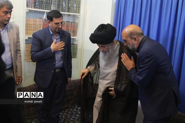 دیدار با حضرت آیت الله علوی گرگانی به مناسبت هفته پیوند اولیاء و مربیان