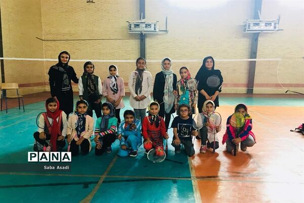 هفته تربیت بدنی  و ورزش در گله دار