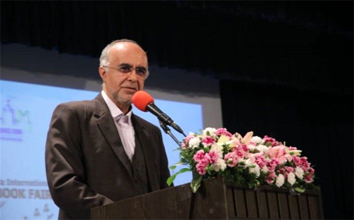 معاون پارلمانی وزارت ارشاد: تجهیز کتابخانه های روستایی یکی از اهداف مهم  است