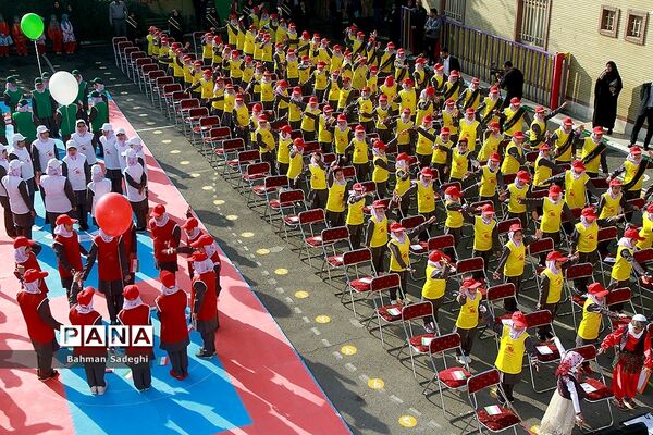 افتتاحیه پنجمین دوره المپیاد ورزشی درون‌ مدرسه‌ای
