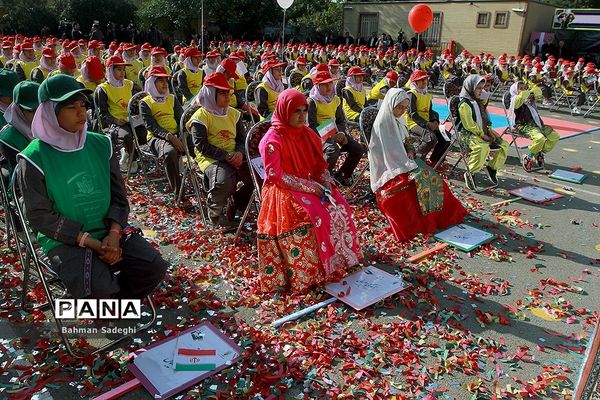 افتتاحیه پنجمین دوره المپیاد ورزشی درون‌ مدرسه‌ای