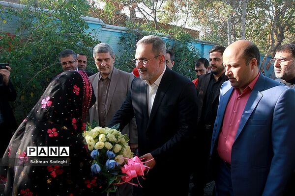 افتتاحیه پنجمین دوره المپیاد ورزشی درون‌ مدرسه‌ای