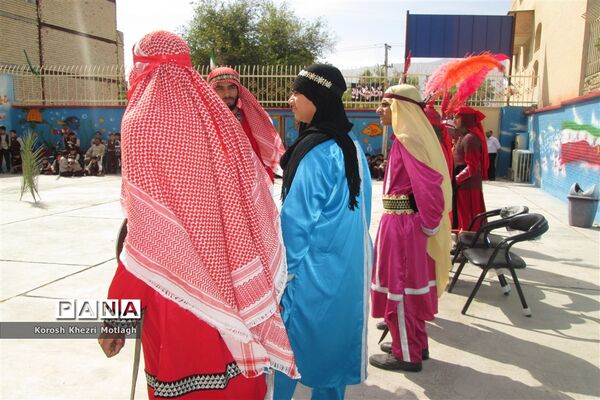 برگزاری مراسم تعزیه حضرت علی اکبر توسط دانش آموزان  مدرسه غیر دولتی پسرانه هوشمند سما در کازرون