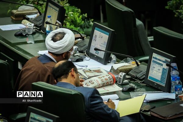 جلسه رای اعتماد به چهار وزیر پیشنهادی دولت