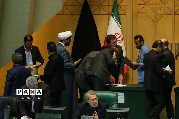جلسه رای اعتماد به چهار وزیر پیشنهادی دولت