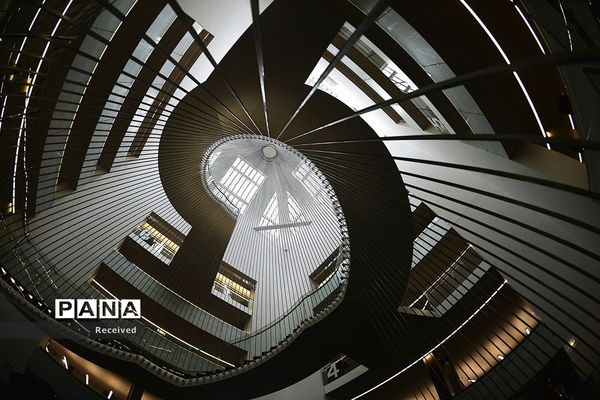 کتابخانه‌های بزرگ و کوچک از سراسر جهان