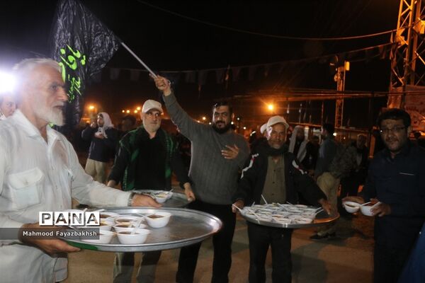 خدمت‌رسانی موکب حضرت علی اصغر (ع) مازندران به زائران اربعین