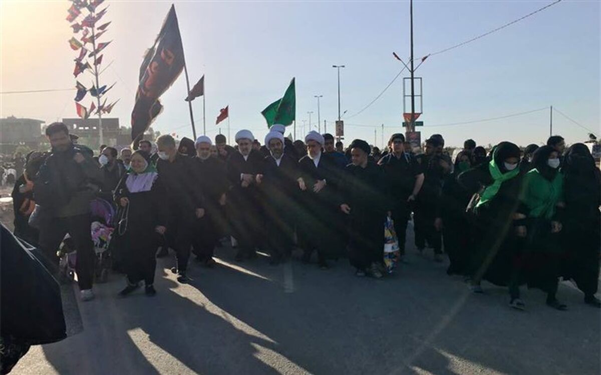 راهپیمایی عظیم اربعین حسینی از نجف تا کربلا