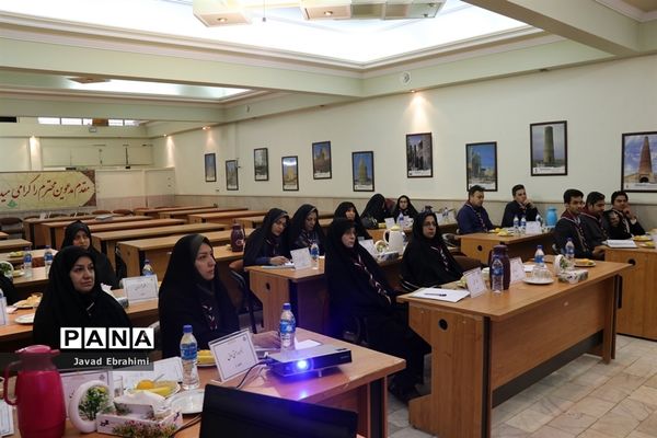 نشست کارشناسان تشکل‌های دانش‌آموزی خراسان رضوی