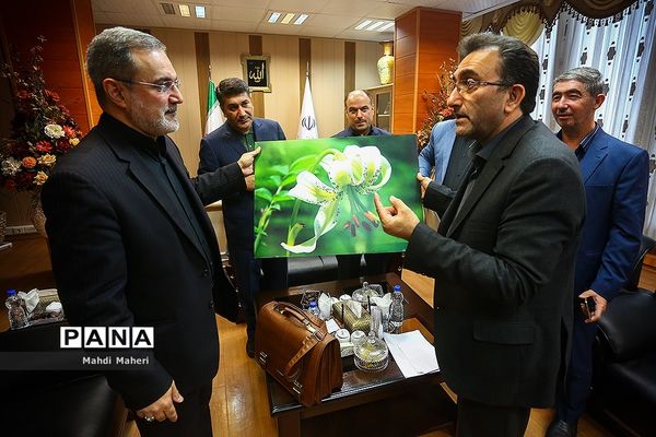 دیدار وزیر آموزش و پرورش با جمعی از نمایندگان مجلس