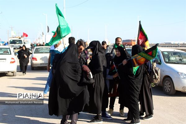خدمات رسانی به زائرین اربعین در مرز شلمچه