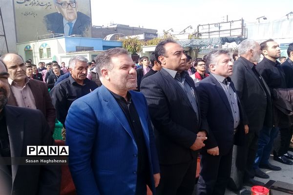 اولین یادواره شهدا دردبیرستان دکتر حسابی اسلامشهر