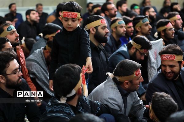 مراسم عزاداری اربعین سیدالشهدا(ع) با حضور هیئت‌های دانشجویی در حسینیه امام خمینی