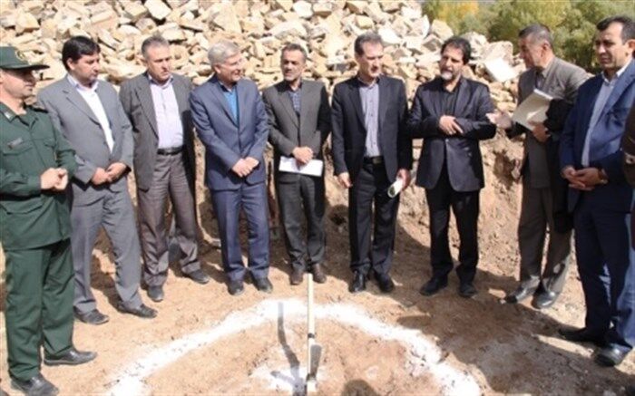 کلنگ احداث  دبستان خیرساز دو کلاسه روستای گرماش سنندج بر زمین زده شد