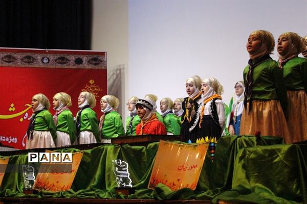 برگزاری مراسم افتتاحیه پنجمین دوره  جشنواره نوجوان خوارزمی در استان همدان