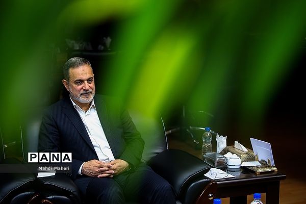 دیدار وزیر آموزش و پرورش با جمعی از نمایندگان مجلس