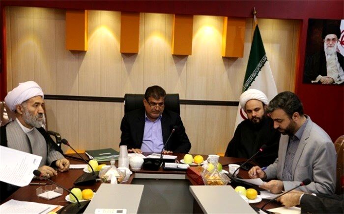 نماز یکی از تاثیر گذارترین عوامل کاهش آسیب های اجتماعی است