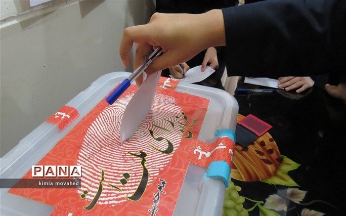 نتایج انتخابات شوراهای دانش‌آموزی امروز اعلام می‌شود