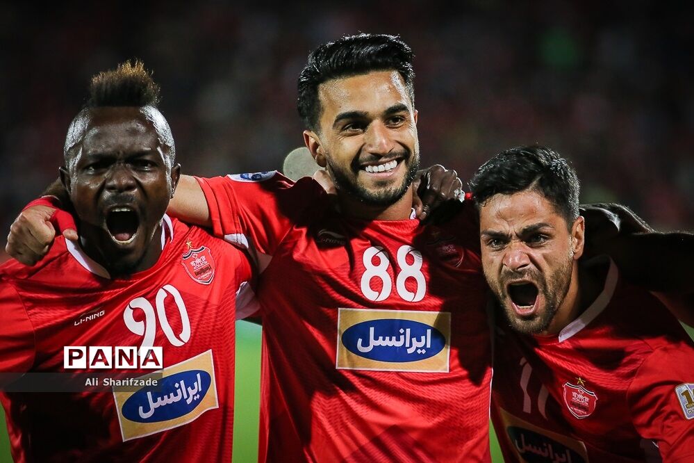 دیدار تیم های فوتبال پرسپولیس و السد قطر