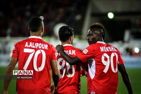 دیدار تیم های فوتبال پرسپولیس و السد قطر