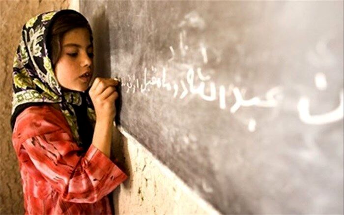 توزیع اقلام آموزشی در ۱۳ منطقه آموزش و پرورش عشایری استان آذربایجان غربی