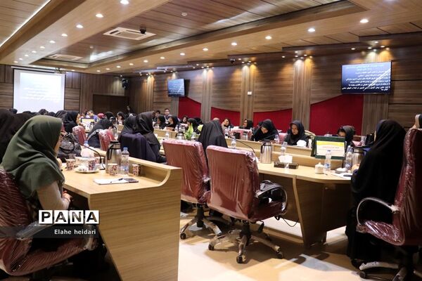کارگاه آموزشی طرح نماد(نظام مراقبت اجتماعی  دانش‌آموزان ) در شهرقدس