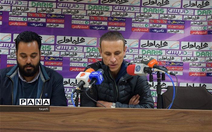 سر مربی تیم پدیده : باید از هواداران تشکر کنم زیرا آنها با تشویق‌های بی‌امان خود سه امتیاز را به ما هدیه کردند