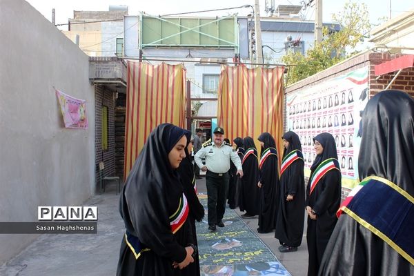 نواخته شدن زنگ استکبار ستیزی در اسلامشهر