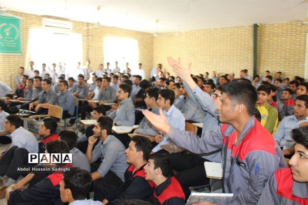 پخش بازی فوتبال در مدارس و ادارات آموزش و پرورش استان بوشهر