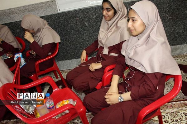 پخش بازی فوتبال در مدارس و ادارات آموزش و پرورش استان بوشهر